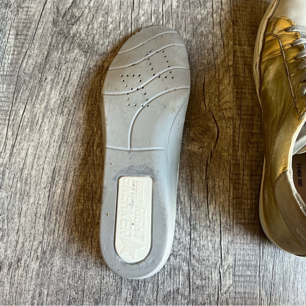 Golden Goose Superstar Gold Leather Star Sneakers Distressed Low Top Size (X) - Picture 14 of 16